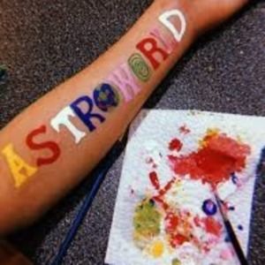 Meet your Posher, Lana